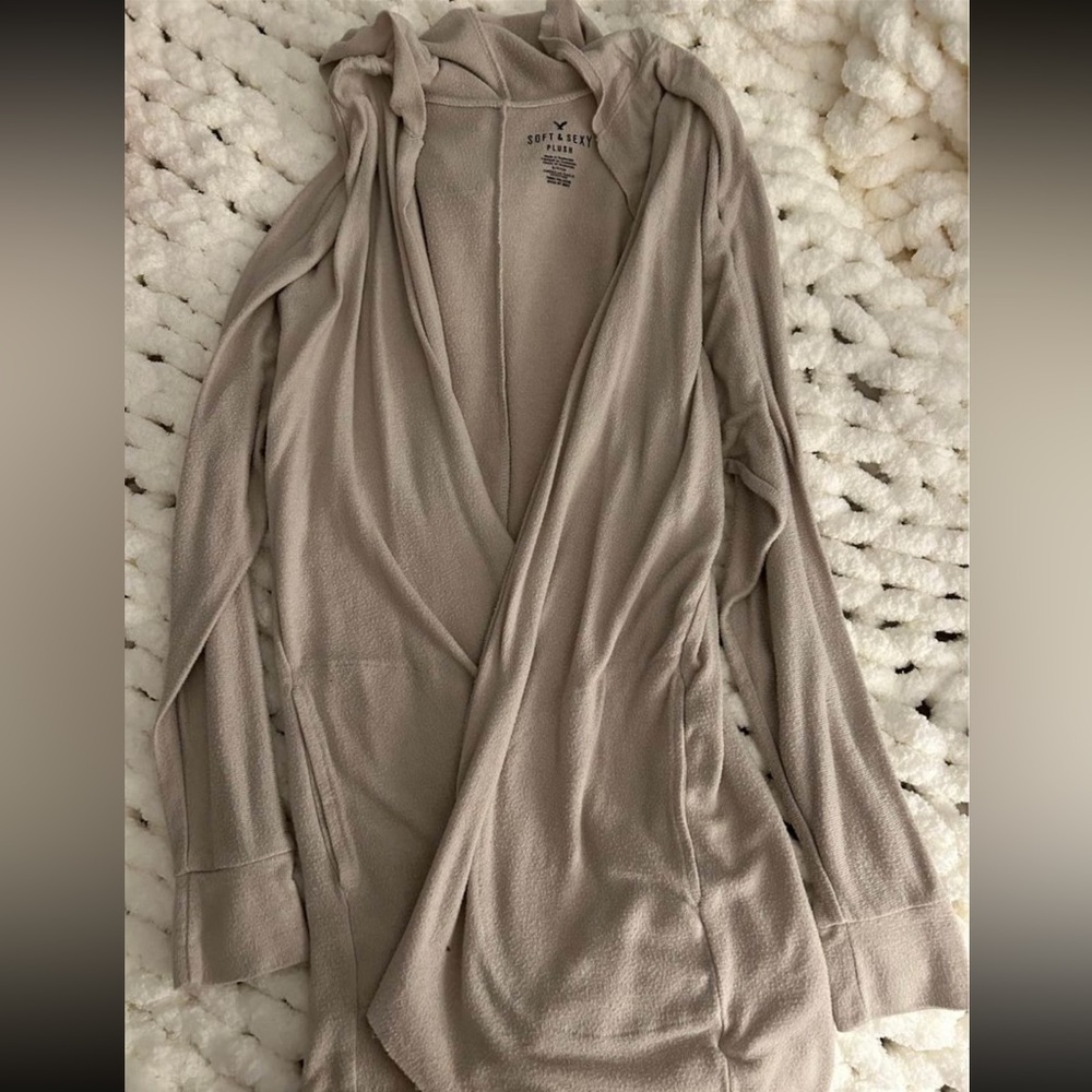 American Eagle Cardigan